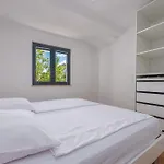 Apartamento Bungalow-vir-zitna Vir