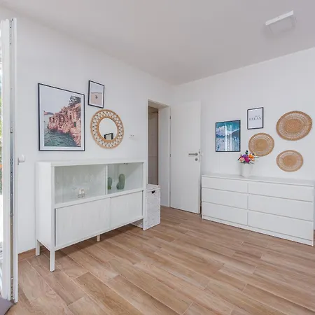Apartment Bungalow-vir-zitna Vir