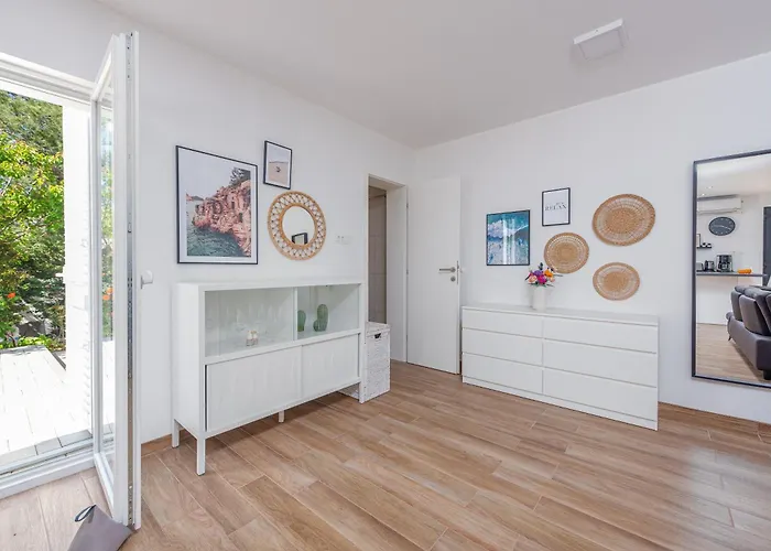 Appartement Bungalow-vir-zitna Vir