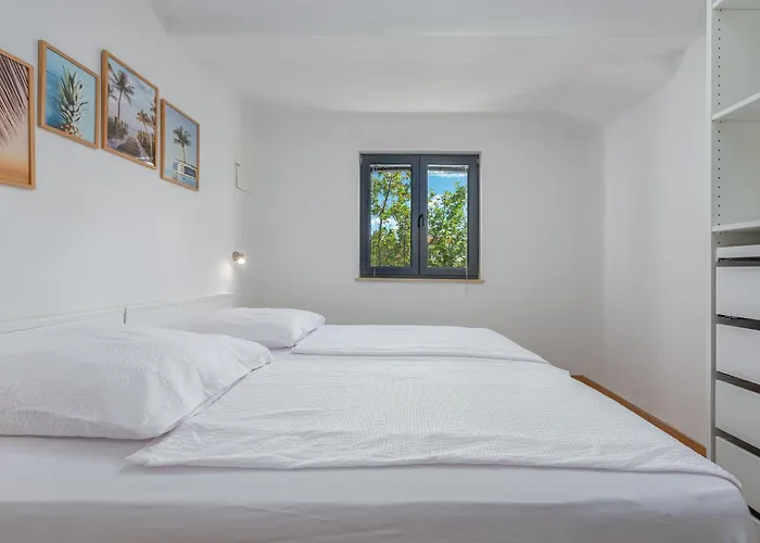 Bungalow-vir-zitna Vir