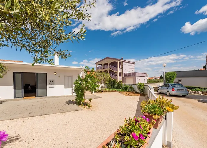 Bungalow-vir-zitna Vir